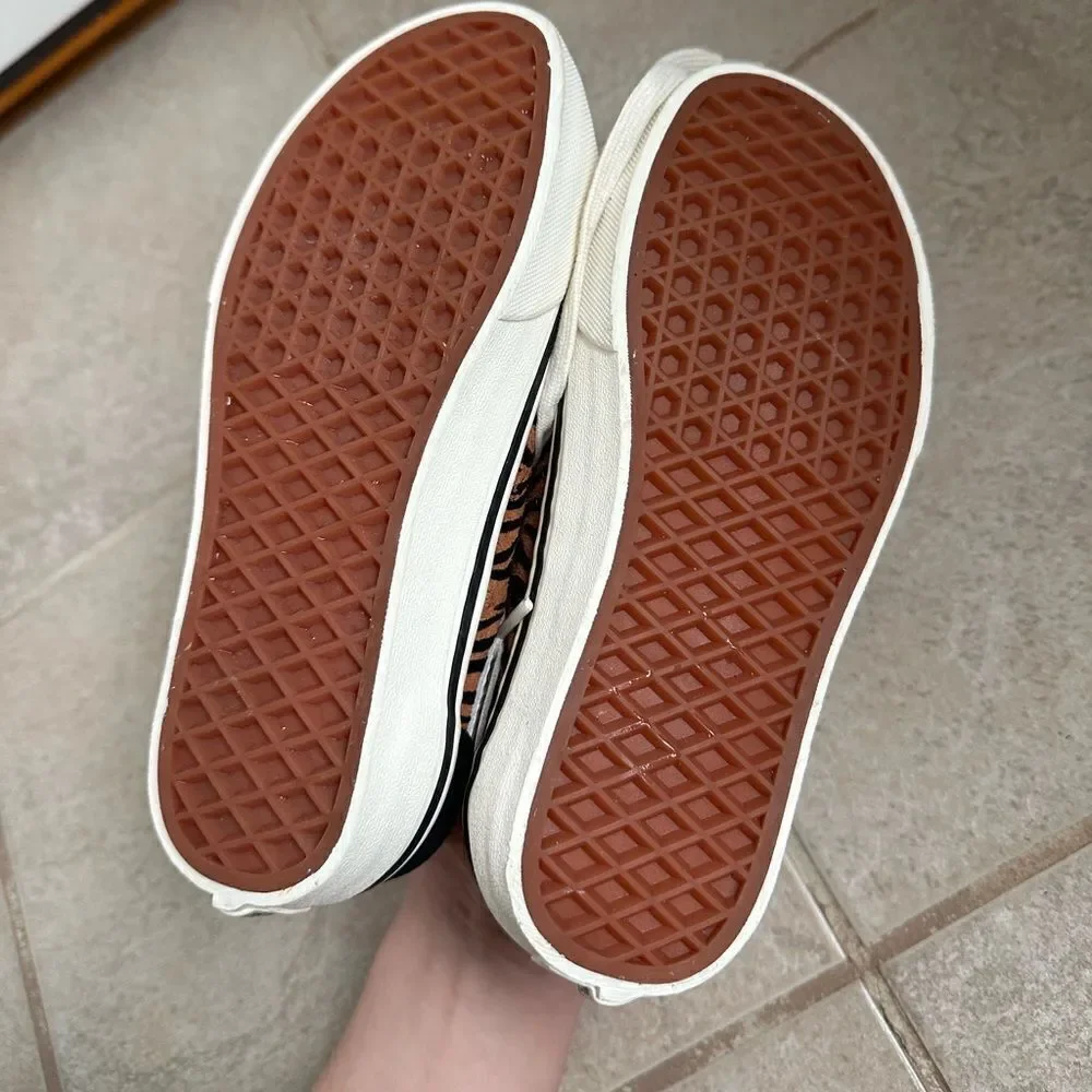 Vans Style 36 Decon Sf Animal‎ Stripes Black Marshmallow size 3.5 men 5 women - Picture 4 of 6
